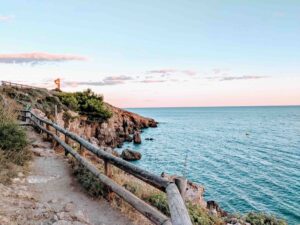 Plage de la Corniche à Sète avec vue sur la Méditerranée
